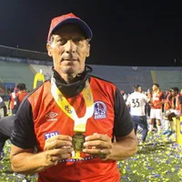 Olimpia confirma el regreso de Pedro Troglio