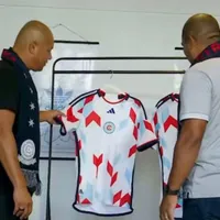 Dos ticos protagonistas en lanzamiento del nuevo uniforme de Chicago Fire de MLS