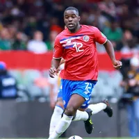 Joel Campbell ya está en Costa Rica para integrarse a los trabajos de la Sele