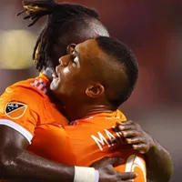Alberth Elis lideró goleada de Houston Dynamo