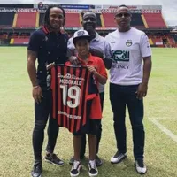 Saprissa, obligado a pagar multa por insultos a hermanito de Jonathan McDonald