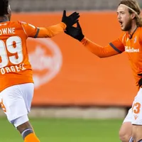 Golazo y asistencia de Omar Browne en la remontada de Forge FC [VIDEO]
