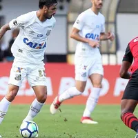 Bryan Ruiz es el primer tico en completar este logro