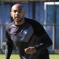 Alexander Robinson aún no podrá debutar con los Cremas