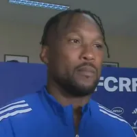 Kendall Waston se emocionó ante la prensa. (Foto: Teletica)