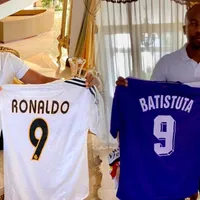 Paulo Wanchope enseñó camisas y recuerdos invaluables de su etapa como jugador (VIDEO)