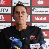 Guimaraes en alerta: el momento de terror que irrumpe en Alajuelense antes del clásico contra Saprissa