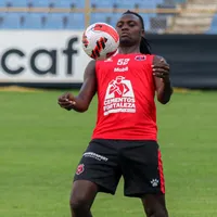 Ni Saprissa ni Alajuelense: Aubrey David sorprende con su nuevo equipo en Costa Rica
