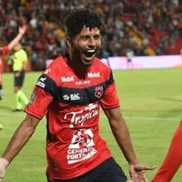 Johan Venegas cumplió el castigo y ya puede jugar con Alajuelense