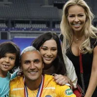 ¡Pura emoción! Así se despidieron Andrea Salas y los hijos de Keylor Navas del PSG