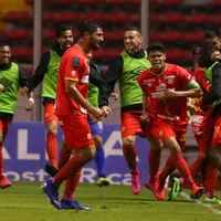 Herediano goleó a Saprissa y se acercó a la final