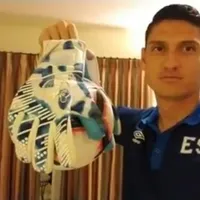 Arquero de El Salvador explica su curioso saque de manos en Copa Oro