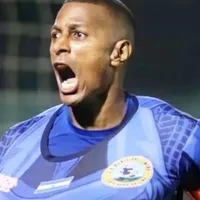Nicolás Muñoz llega a 301 goles e iguala el récord de Juan Carlos Plata como máximo goleador centroamericano