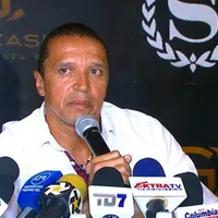 Erick Lonnis deja la comisión técnica de Fedefutbol