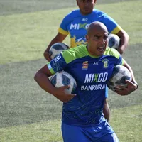 Douglas Sequeira rompió el silencio y le respondió a Hernán Medford