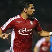 Ariel Rodríguez no seguirá en Vietnam y podría volver a jugar en Costa Rica