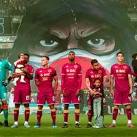 Futbolista de Saprissa es atacado.