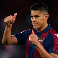 Óscar Duarte colaboró con gol en triunfo del Levante ante Alavés (VIDEO)