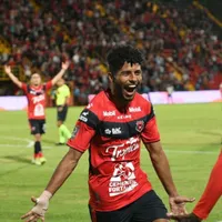 Elegante asistencia de Freddy Góndola en el triunfo de LD Alajuelense [VIDEO]