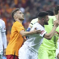 Autogol de Francisco Calvo en derrota de Konyaspor ante el Galatasaray (VIDEO)