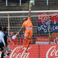 "Manotas" Mejía regresa a la canalera como sucesor de Penedo
