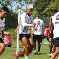 ¿Cómo afronta Alajuelense los entrenamientos con más de 10 ausencias? Junior Díaz habló