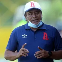 Alianza cambiará de entrenador