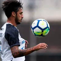 Bryan Ruiz todavía no debutará con Santos