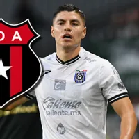 Ronaldo Cisneros genera preocupación en Alajuelense.