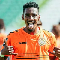 Bryan Róchez recibe importante distinción en Portugal