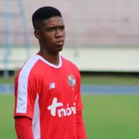 Kevin Galván queda desafectado de la selección de Panamá