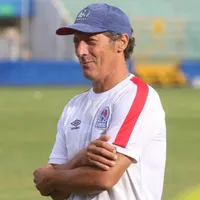Pedro Troglio quiere jugar la final donde entren más aficionados de Olimpia
