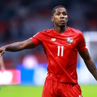Armando Cooper podría regresar al extranjero luego de su larga lesión