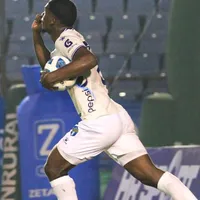 Azarías Londoño marcó su primer gol con la camiseta de Comunicaciones FC [VIDEO]