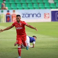 Rolando Blackburn anotó su segundo tanto con la camiseta de Royal Pari y el equipo consigue su primer triunfo [VIDEO]
