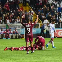 Saprissa ganó de manera agónica y es líder del Clausura