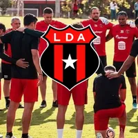 Limpieza total en Alajuelense: el club confirma la salida de otras dos figuras tras la renuncia de Machillo Ramírez
