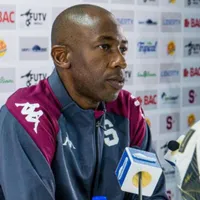 Paulo Wanchope en conferencia de prensa.