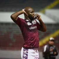 Pone la firma: Javon East recibe la propuesta que esperaba tras ser echado de Saprissa