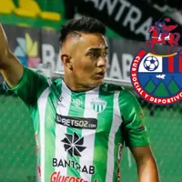 Expuesto ante las cámaras: los gestos provocadores de Óscar Santis contra la afición de Municipal tras la derrota de Antigua