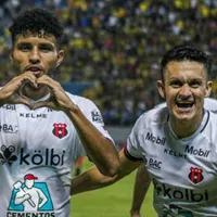A punta de goles, Johan Venegas silenció las críticas en su contra