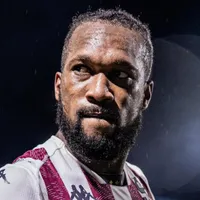 "Montar una cama": Kendall Waston habla claro sobre lo que nadie en Saprissa quería mencionar tras la salida de Wanchope
