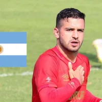 Matías Rotondi festejando un gol con la camisa de Municipal.