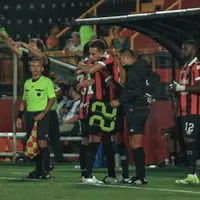 Alajuelense lo limpió por una grave lesión, tuvo que trabajar de chofer para mantener a su hijo recién nacido y ahora lo cuenta todo: "Creí que nunca se iba a acabar"