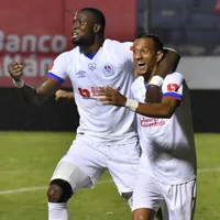 Olimpia le quitó el invicto a Motagua al ganarle el clásico