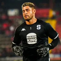 Los aficionados de Saprissa explotaron contra Kevin Chamorro tras su expulsión vs Alajuelense