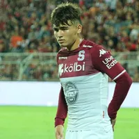 Manfred Ugalde se disculpa públicamente tras morder a Junior Díaz