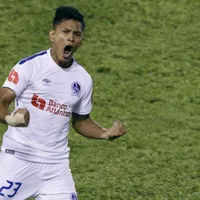 Oficial: Bryan Moya deja Olimpia y jugará la Copa Sudamericana