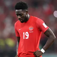 ¿Por qué no juega Alphonso Davies contra Guatemala?