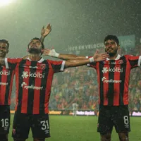 Fuerte pedido por parte de los socios de Alajuelense. (Foto: La Nación)
